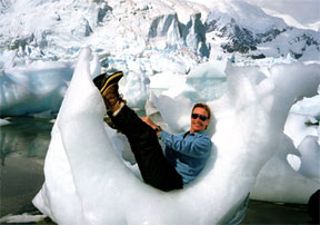 Scott_Rocks.jpg (20957 bytes)